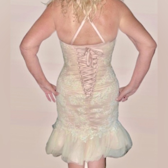 Maggie Sottero “wedding dress”, sz 10(fits like an 8) - Picture 4 of 7